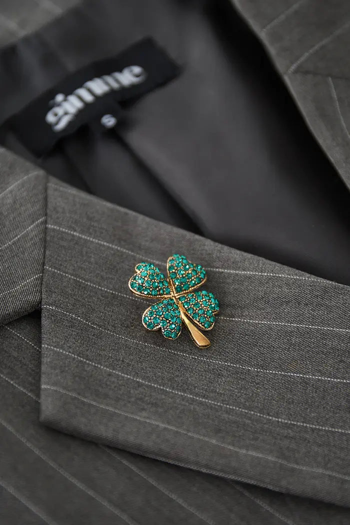 Klaver broche