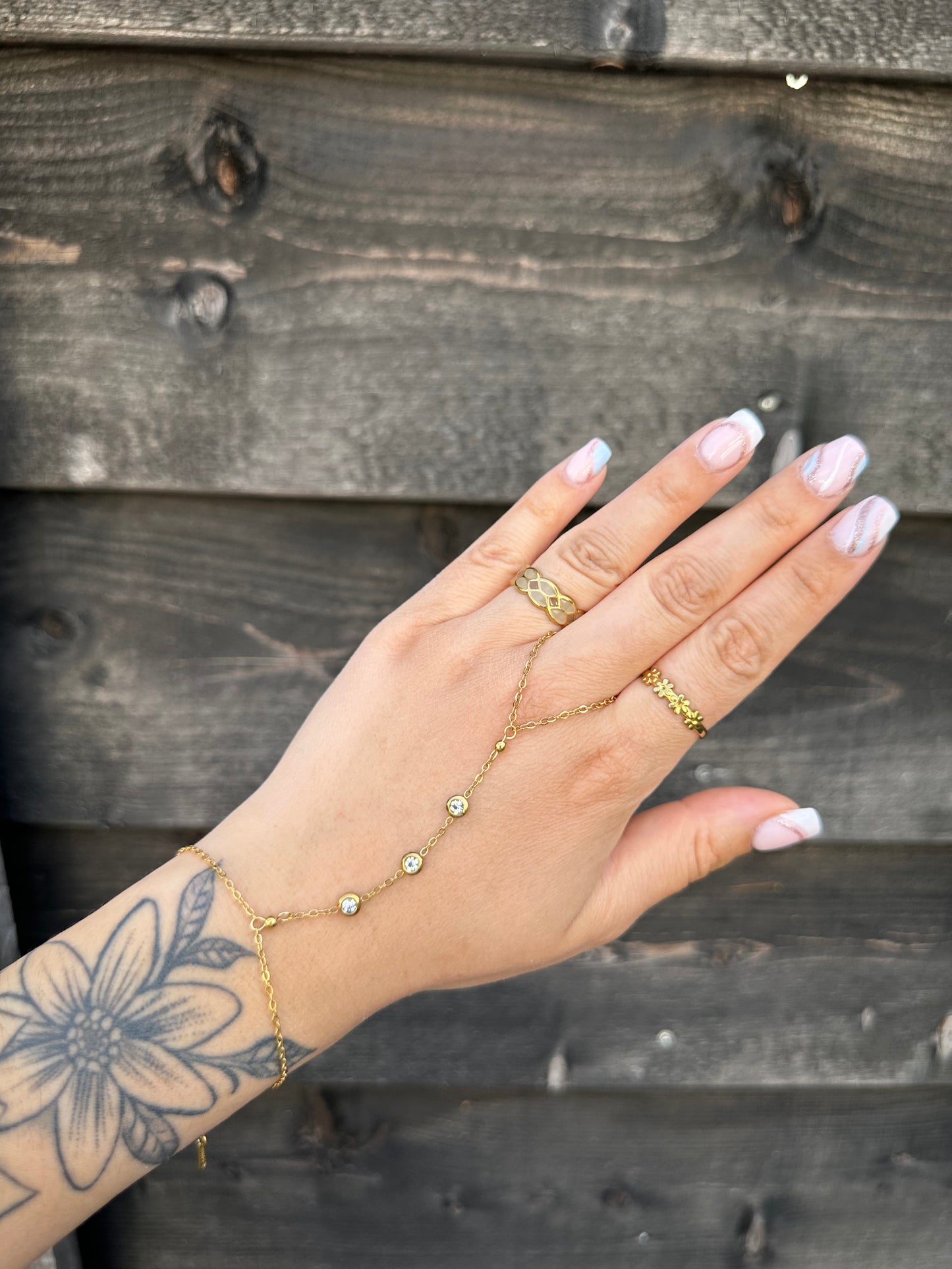 Pure Elegance Handchain