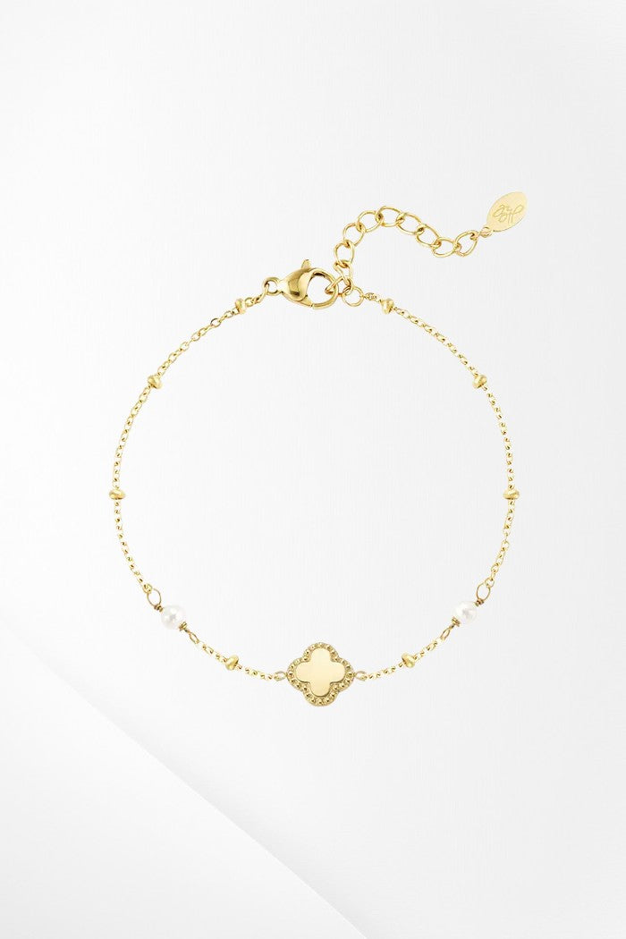 Bracelet clover with pearls