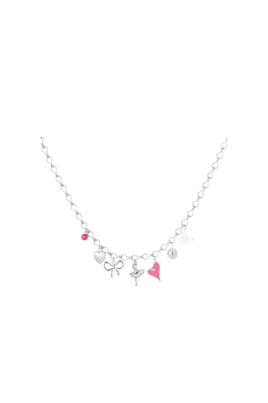 Bedelketting dancing in the sky