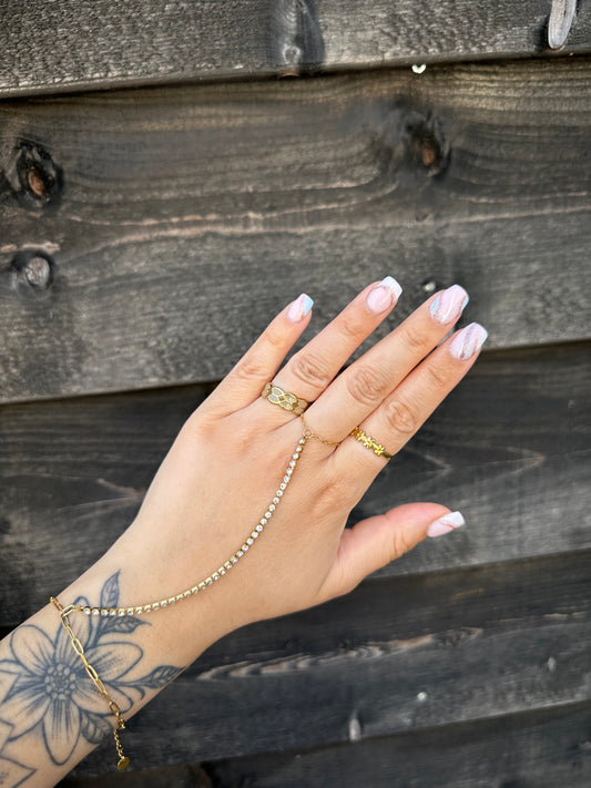 Luna Handchain