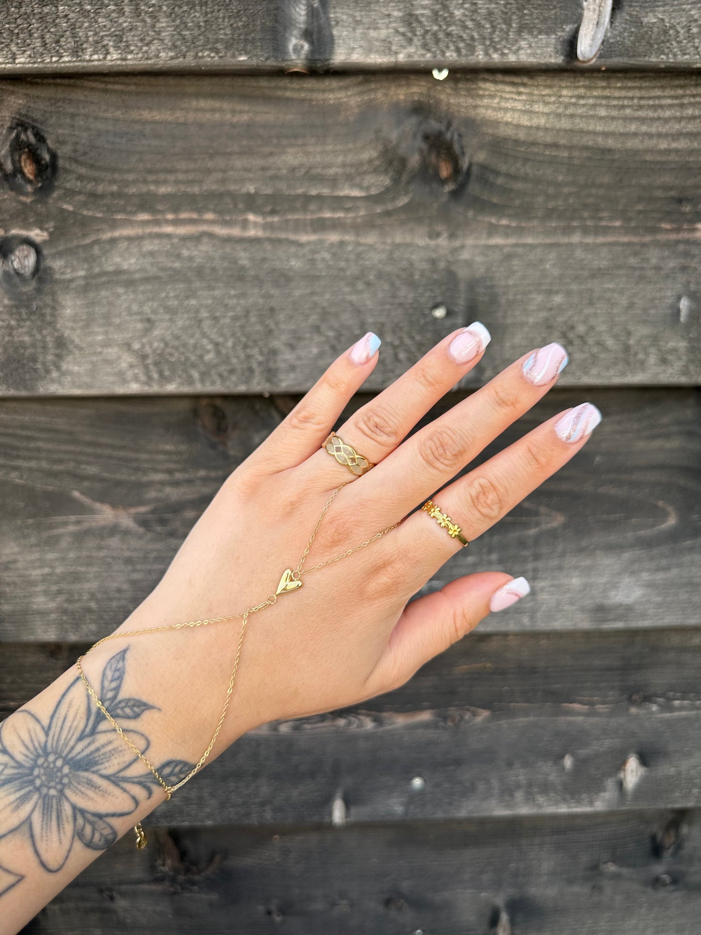 Heart hand chain