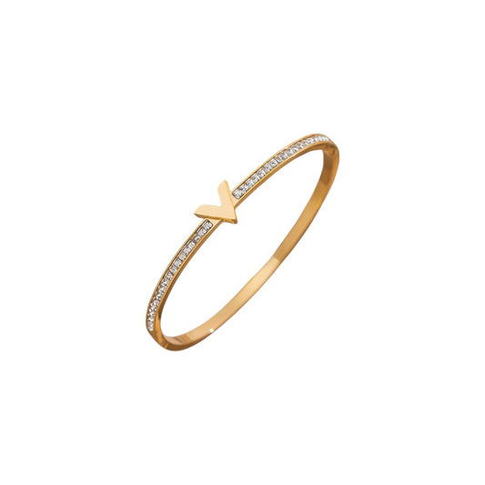 V Bangle