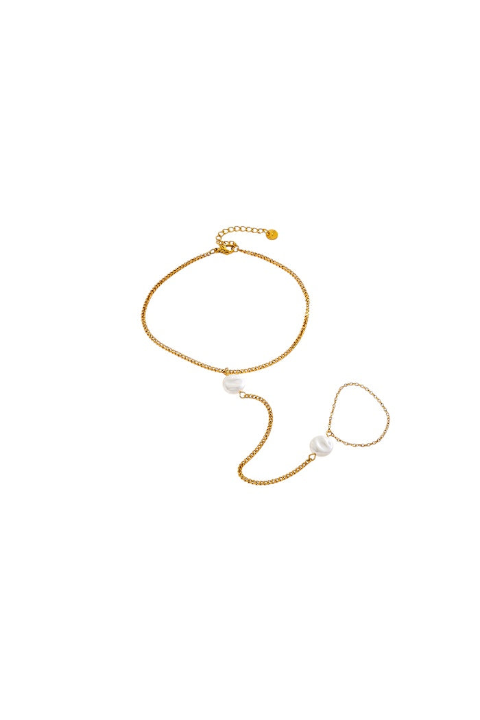 Timeless Pearl Chain