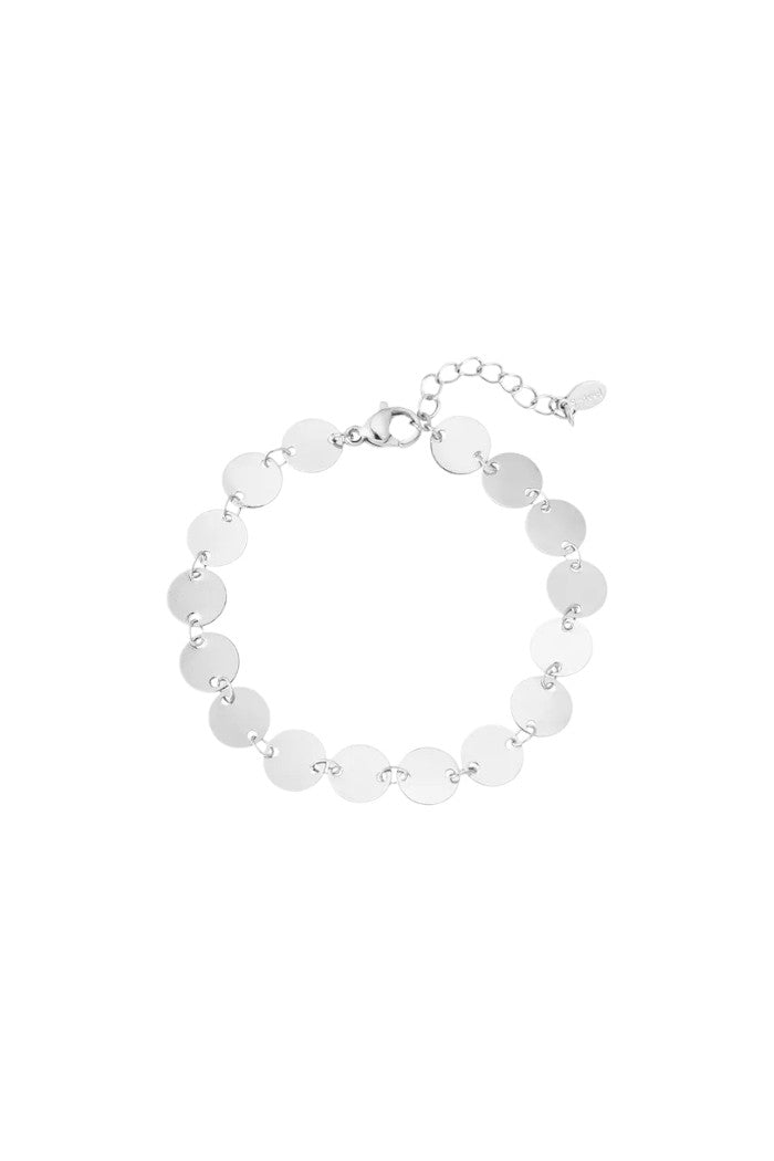 Linked circles armband